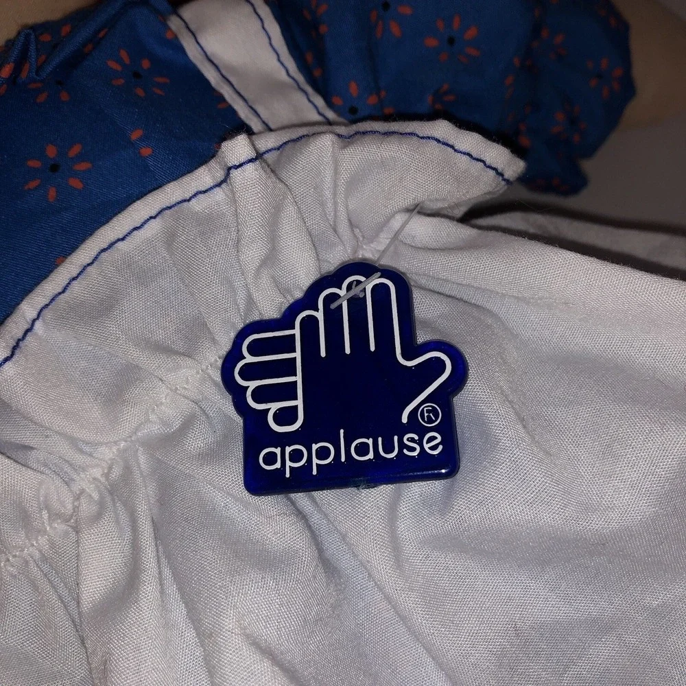 New Applause 17